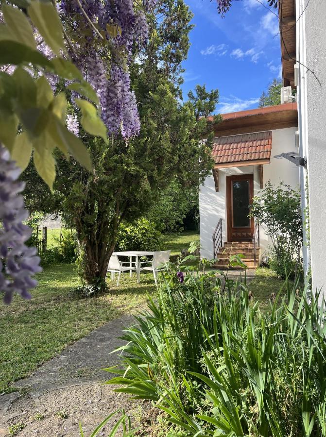 Les Cantinieres - Bourgoin Jallieu - Jardin Prive Ruy-Montceau Екстериор снимка